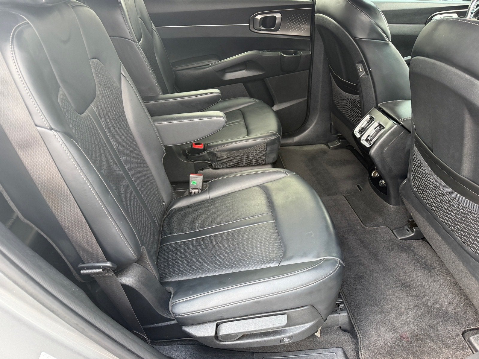 2022 Kia Sorento Hybrid S