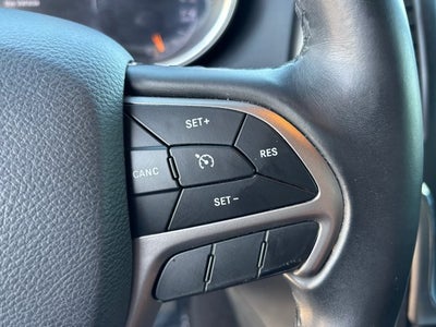 2020 Jeep Grand Cherokee Laredo E