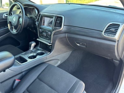2020 Jeep Grand Cherokee Laredo E