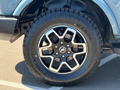 2021 Ford Bronco Base