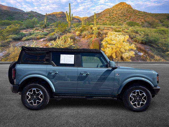 2021 Ford Bronco Base