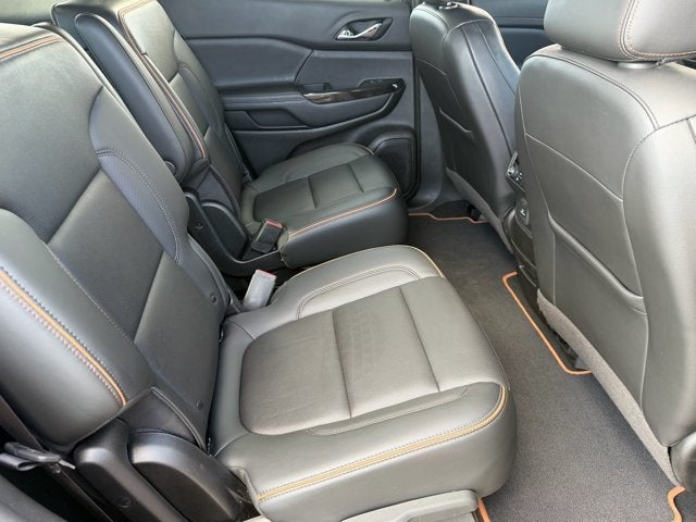 2022 GMC Acadia AT4