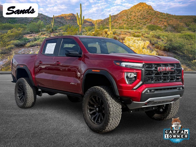 2023 GMC Canyon 4WD AT4