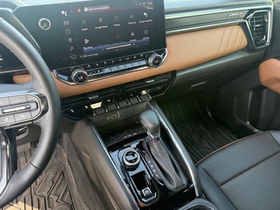 2023 GMC Canyon 4WD AT4