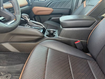 2023 GMC Canyon 4WD AT4