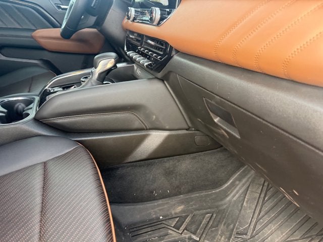 2023 GMC Canyon 4WD AT4