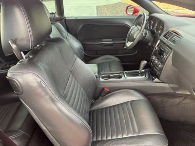 2014 Dodge Challenger SXT Plus