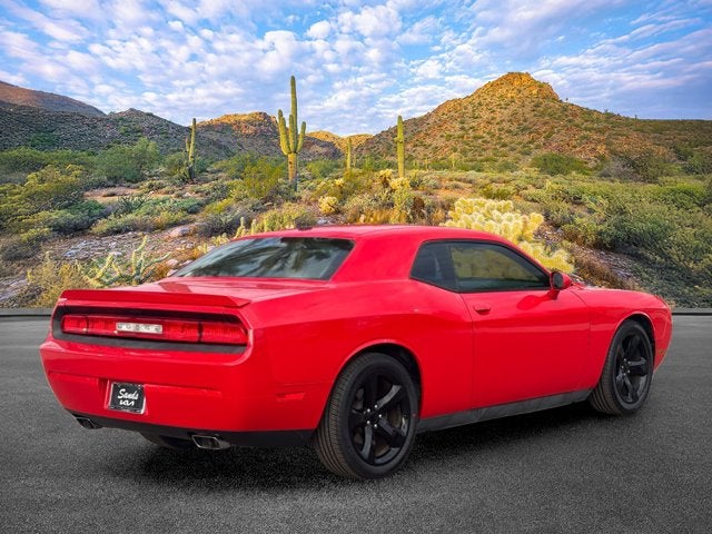 2014 Dodge Challenger SXT Plus