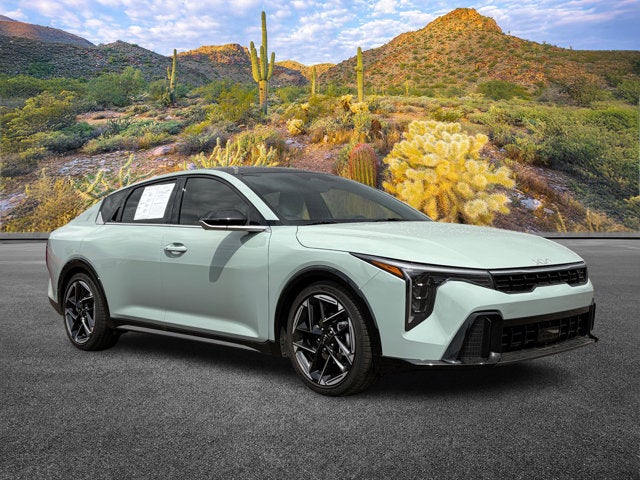 2025 Kia K4 GT-Line