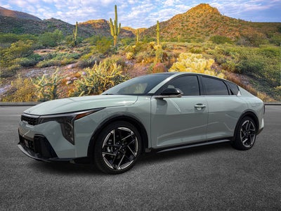 2025 Kia K4 GT-Line