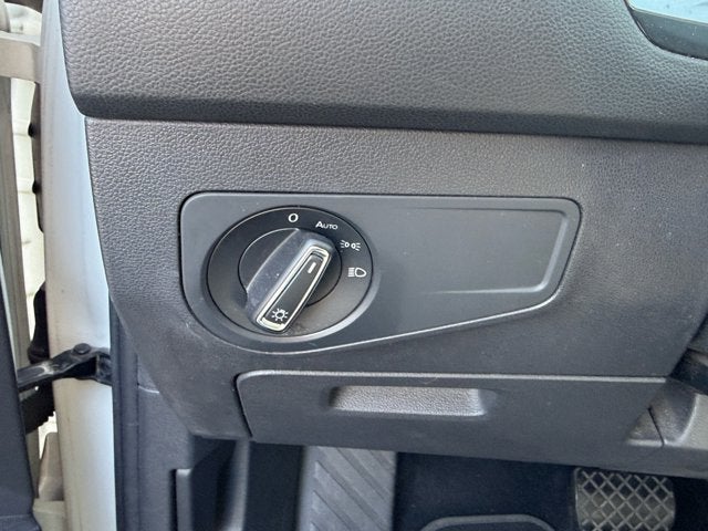 2018 Volkswagen Tiguan Base