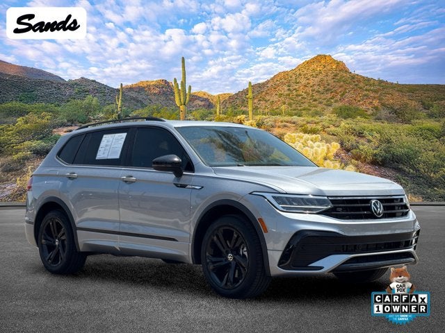 2023 Volkswagen Tiguan SE R-Line Black