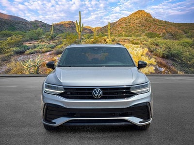 2023 Volkswagen Tiguan SE R-Line Black