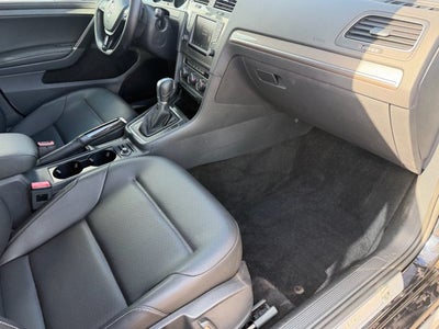 2017 Volkswagen Golf Alltrack Base