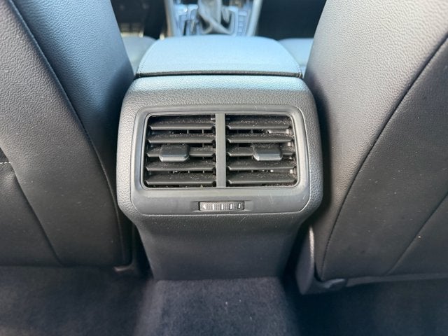 2017 Volkswagen Golf Alltrack Base
