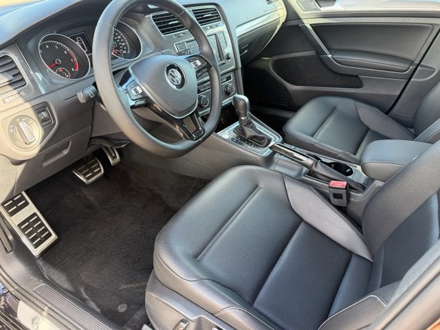 2017 Volkswagen Golf Alltrack Base