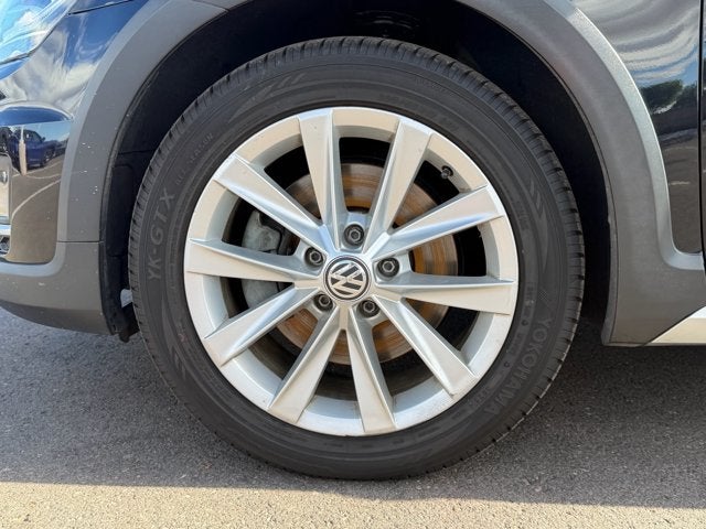 2017 Volkswagen Golf Alltrack Base