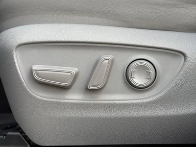 2023 Toyota Highlander Base