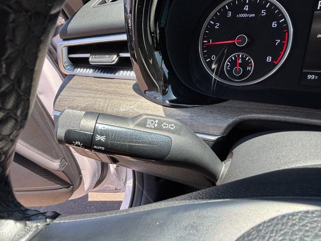 2022 Kia K5 EX