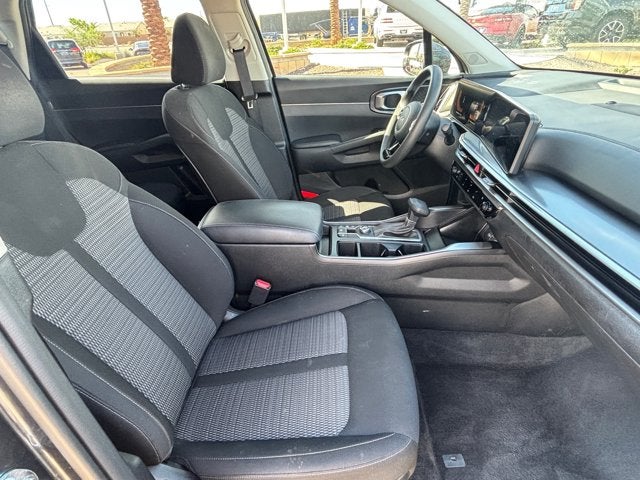 2024 Kia Sorento LX