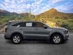 2025 Kia Sorento LX