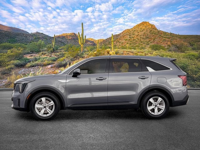 2025 Kia Sorento LX