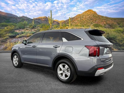 2025 Kia Sorento LX