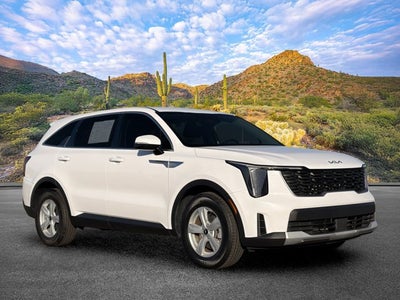 2025 Kia Sorento LX