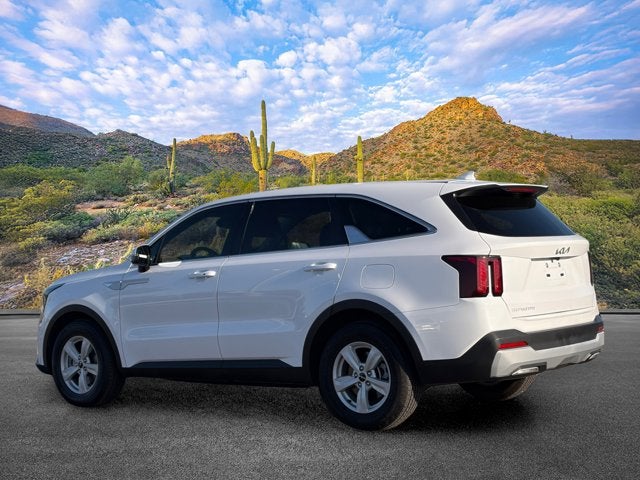 2025 Kia Sorento LX