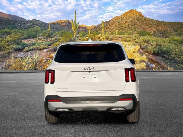 2025 Kia Sorento LX