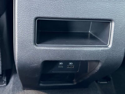 2024 Mitsubishi Outlander Base