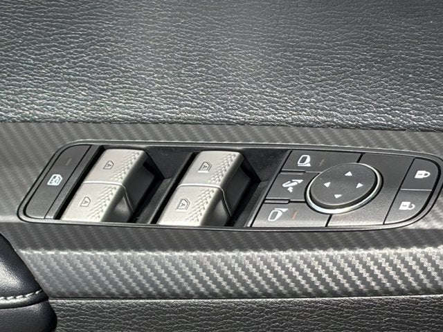 2024 Mitsubishi Outlander Base