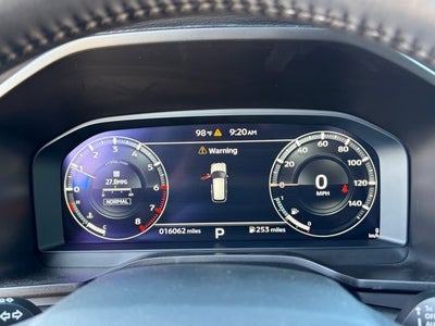 2024 Mitsubishi Outlander Base