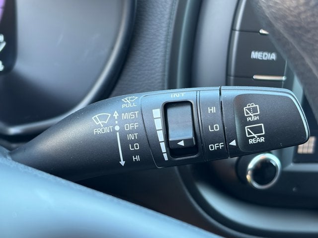 2025 Kia Soul Base
