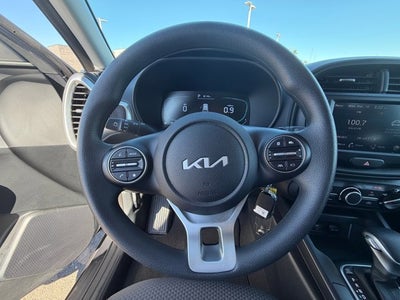 2025 Kia Soul Base