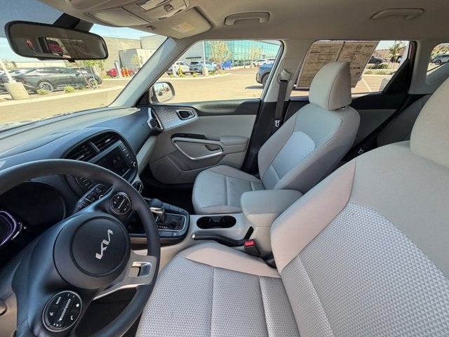 2025 Kia Soul Base