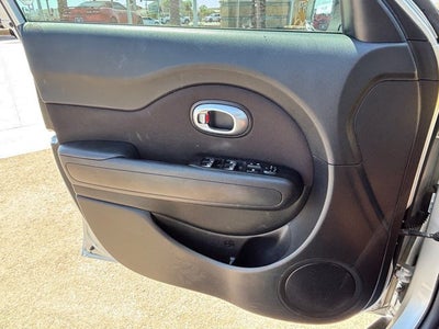 2017 Kia Soul Base