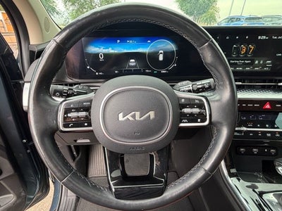 2022 Kia Carnival SX
