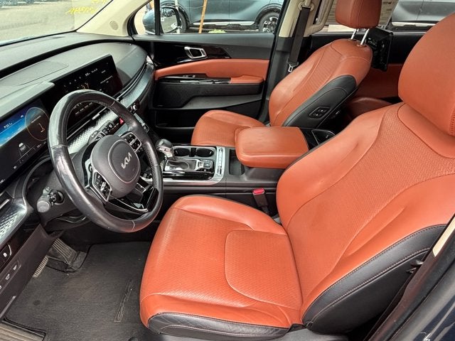2022 Kia Carnival SX
