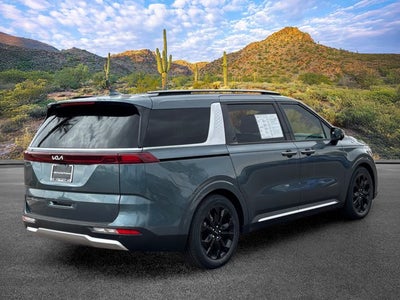 2022 Kia Carnival SX