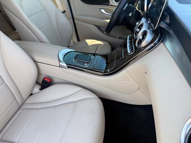 2021 Mercedes-Benz GLC GLC 300